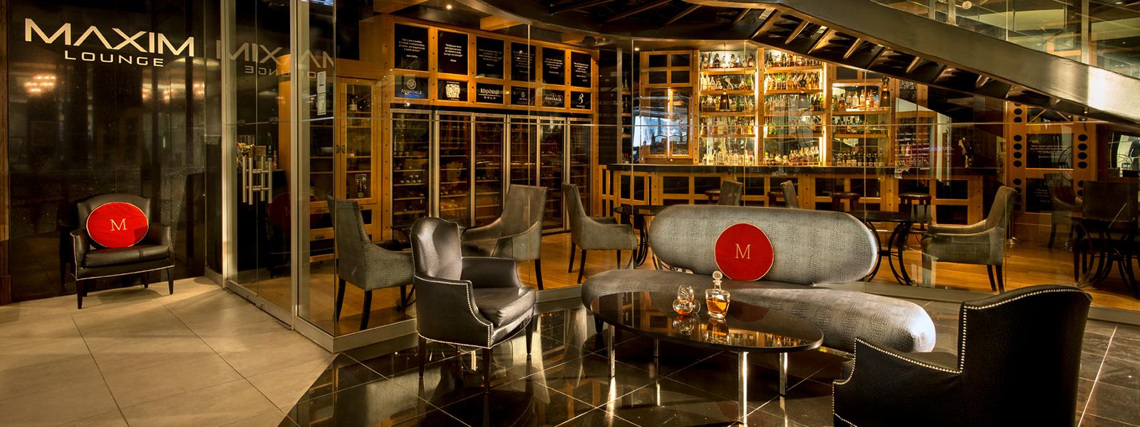maxim lounge