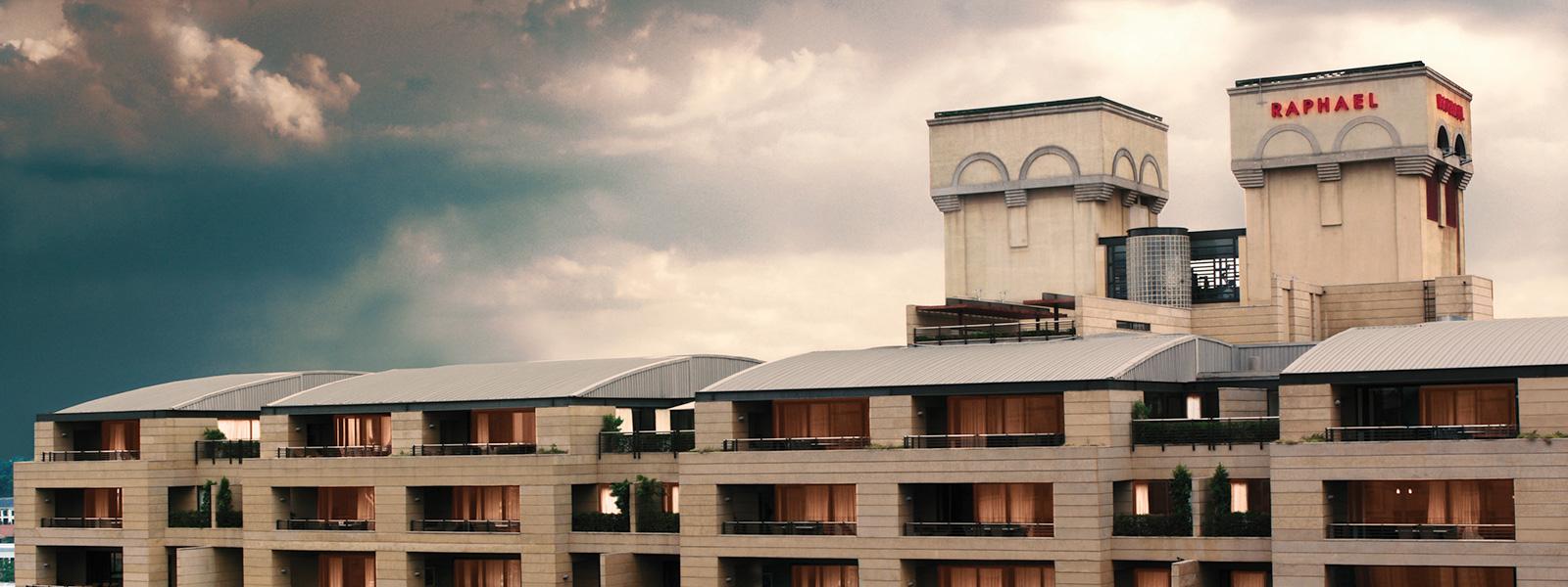 raphael penthouse suites